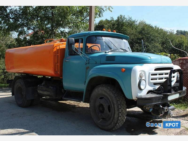 Фото Поливомоечная машина на базе ЗИЛ