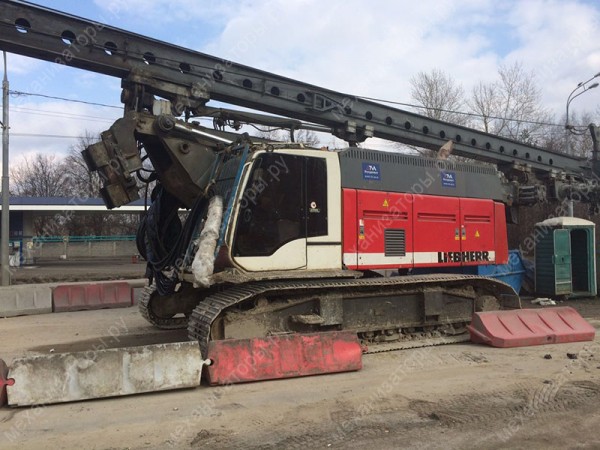 Фото Аренда буровой установки Liebherr LRB255